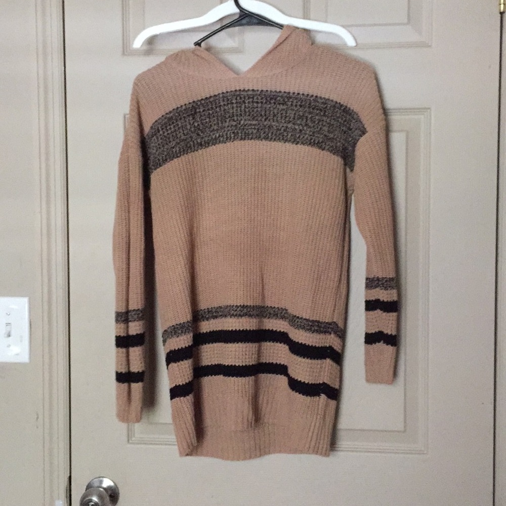 Brown/tanish Sweatshirt